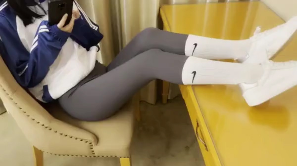 不管不顾的 菊花都要肿了